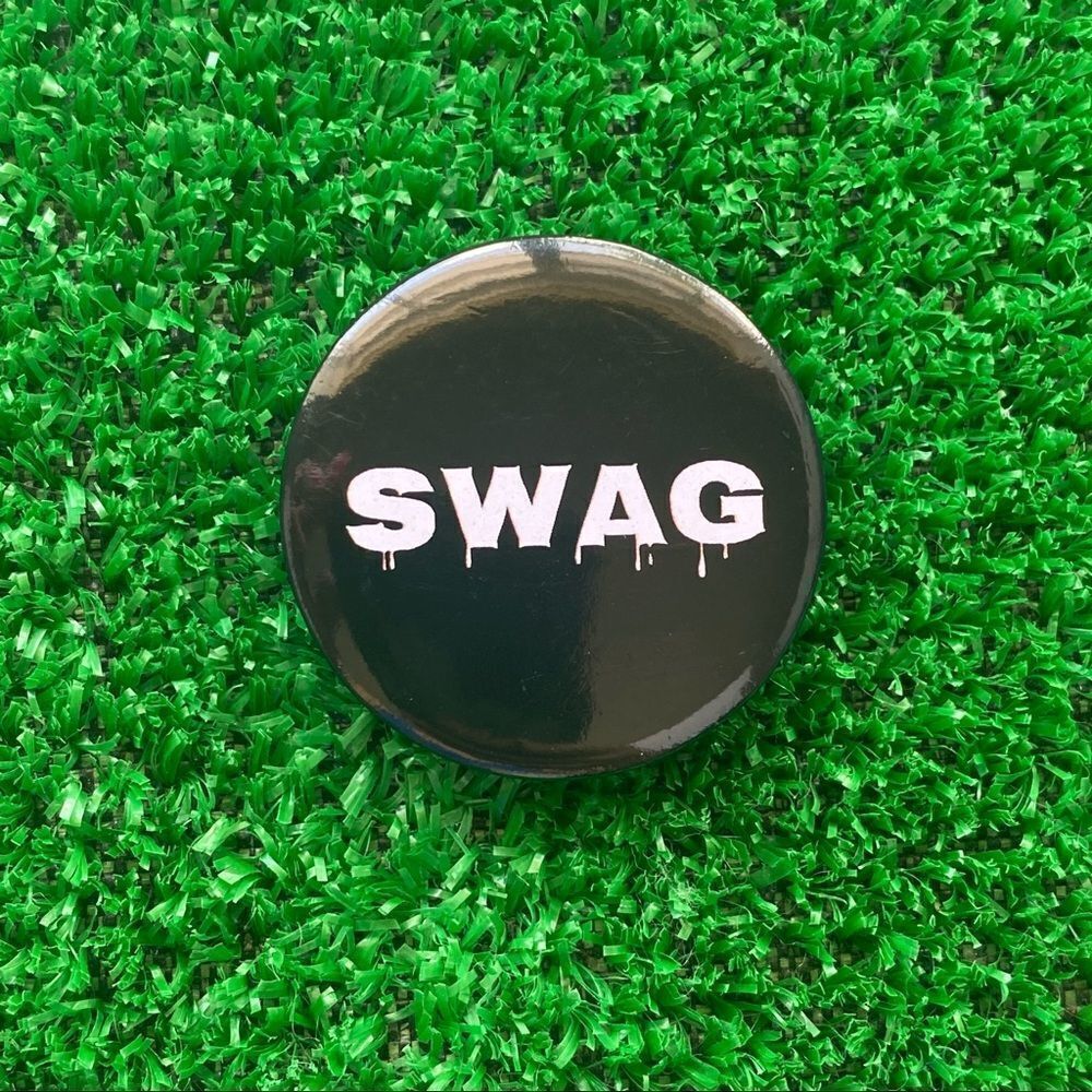 SWAG Black Round Pin/ Button - Picture 5 of 6